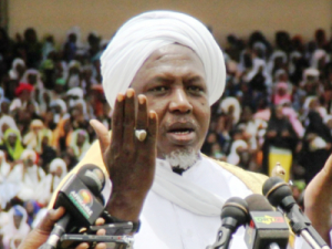 Mali: L’Imam Mahmoud Dicko publie un « Manifeste pour la refondation du Mali »
