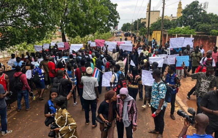 The Gambia : the energy crisis, a sign of deeper anger?