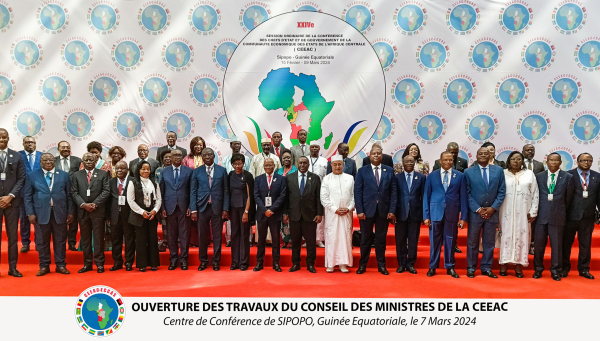 Between the challenges of stabilization and reconciliation : Gabon returns to ECCAS