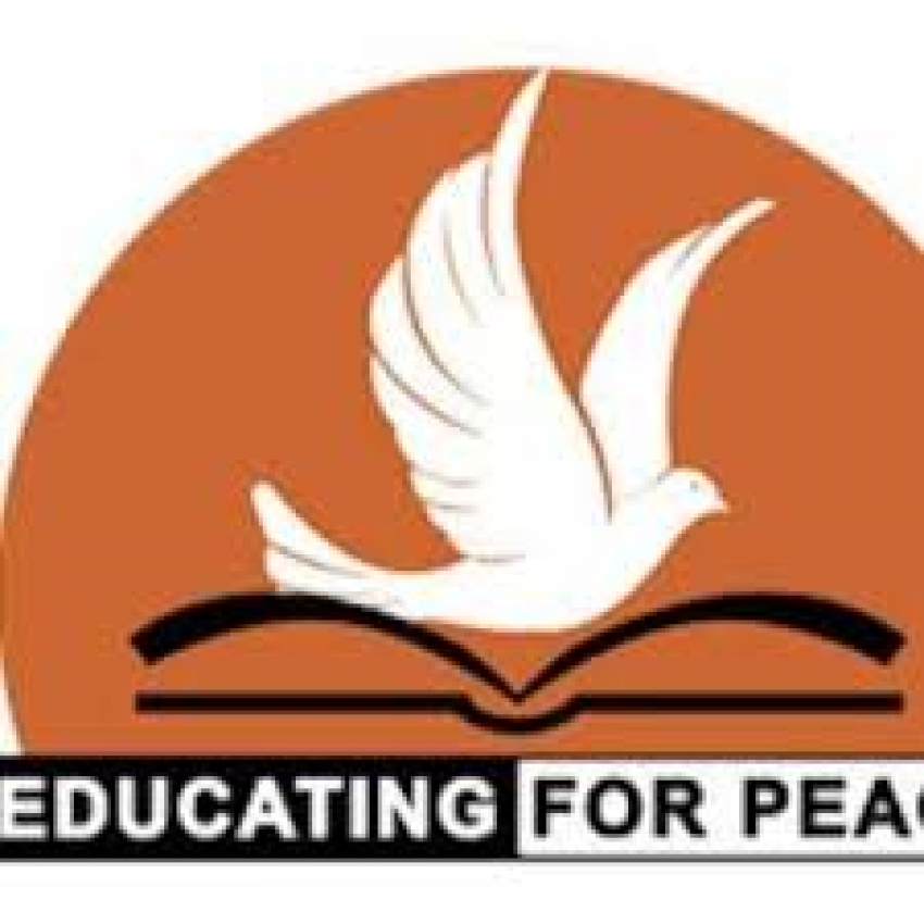 Educating for Peace", un film court réalisé dans le cadre du Porgramme du même nom avec le soutien de Ambassade des Etats-Unis au Senegal