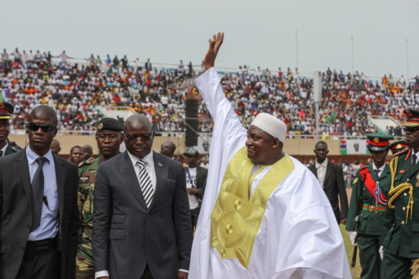 Gambie : La candidature déclarée d’Adama Barrow n’éclipse pas le débat migratoire