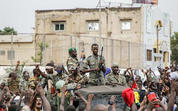 Mali : Les jeunes plus favorables à un régime militaire ?